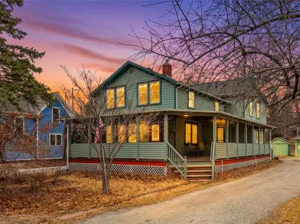 712 Ronalds St, Iowa City, IA 52245