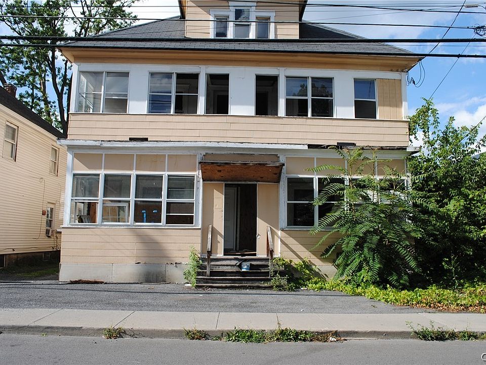 1st image of 108 Woods Rd