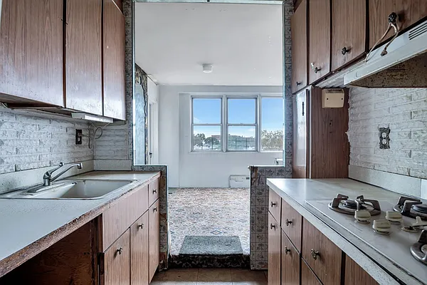 Sold by Compass | media 34