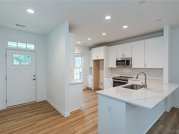 2nd image of 1717 New Settlement Dr