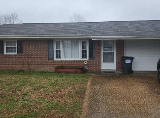 114 Norge Ln, Williamsburg, VA 23188