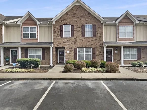 2107 Victory Gallop Ln, Murfreesboro, TN 37128