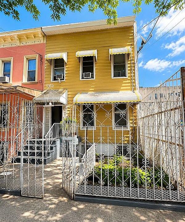 1st image of 545 Logan St