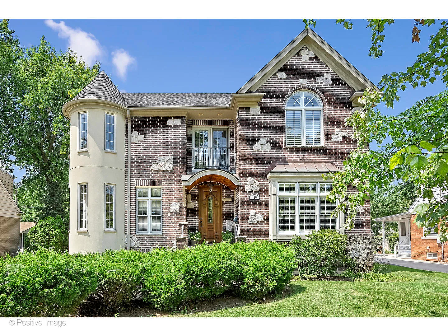 120 Indian Dr photo 1