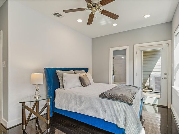 4th image of 1804 Goliad St