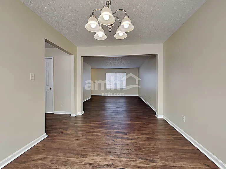 4803 Oakton Way — Photo 5