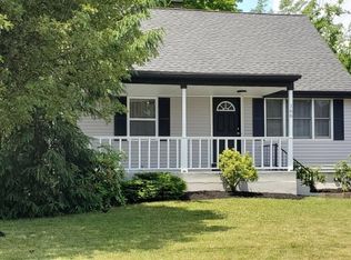 166 Elmhurst Dr, Phillipsburg, NJ 08865