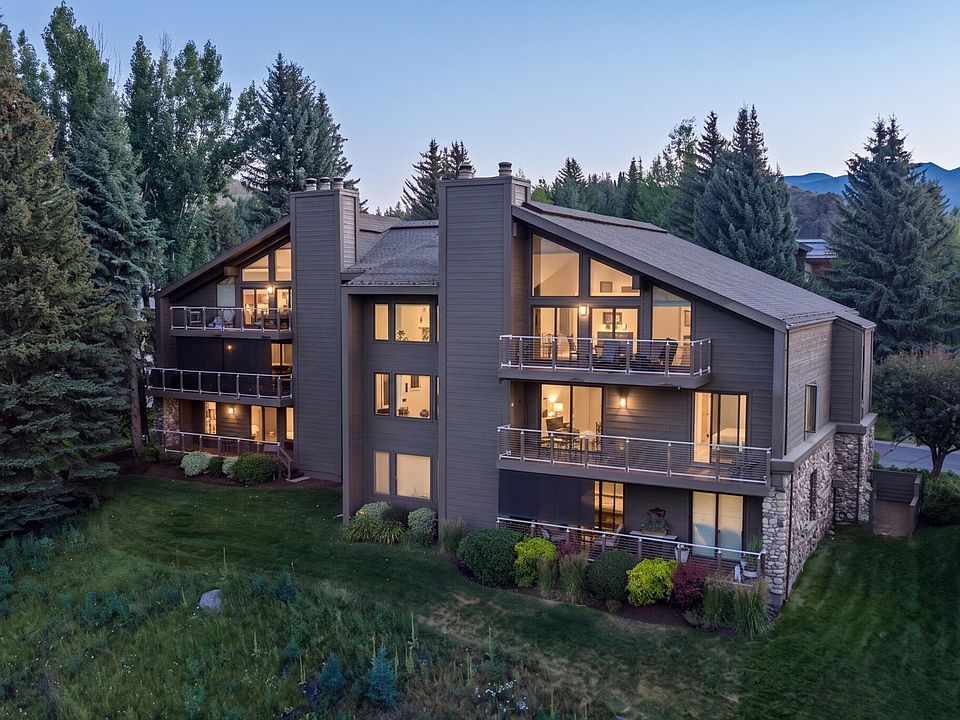 235 Spur Ln #106, Ketchum, ID 83340 | MLS #26-334829 | Zillow