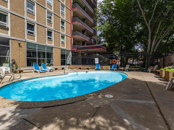 10140 120th St NW #1210, Edmonton, AB T5K 1Z8