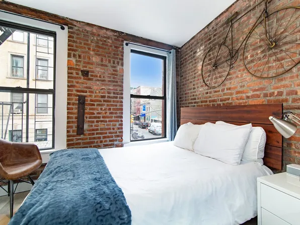 51 Spring Street image 1 of 9