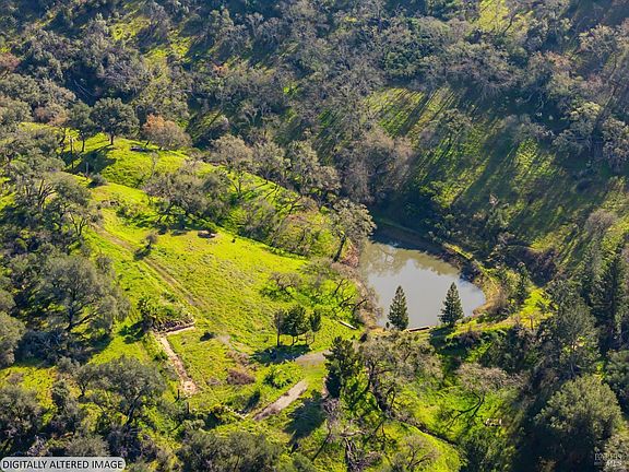 5th image of 1477 Leslie Road