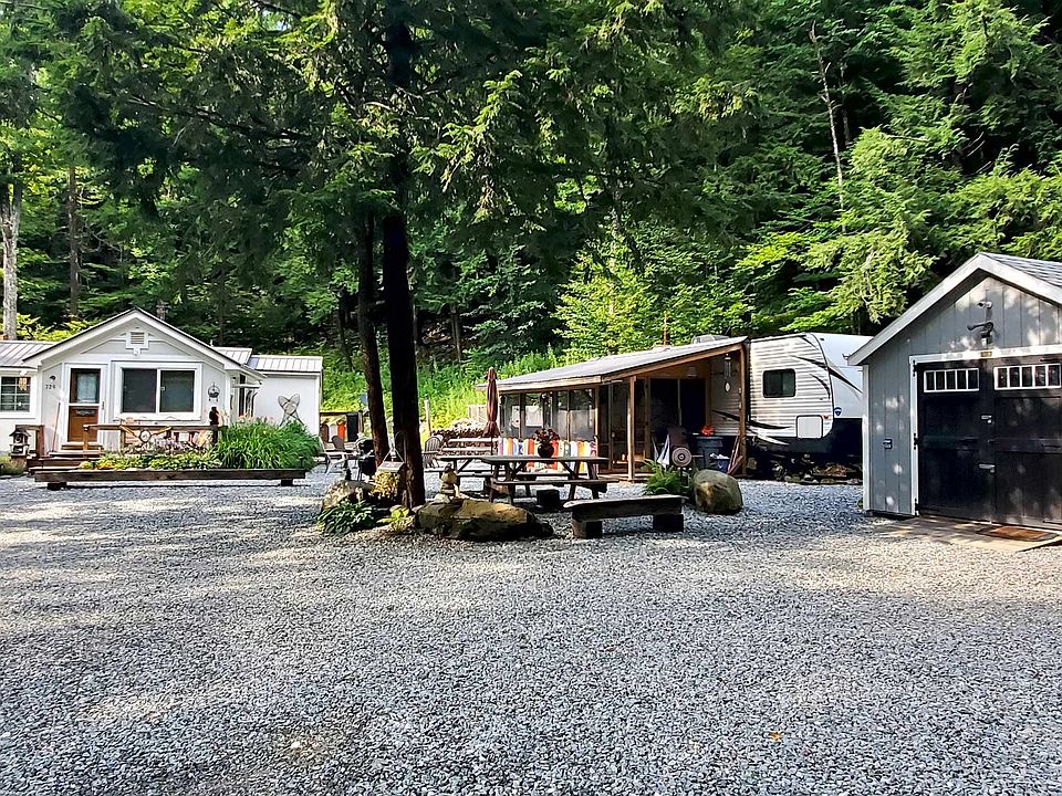 1st image of 729 Davis Road