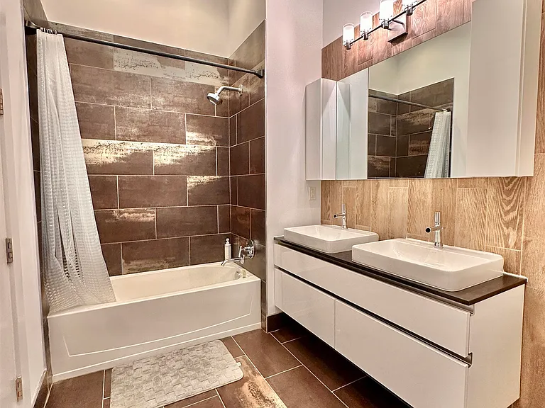 8 Erie St #203 — Photo 18