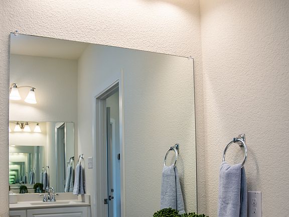 Relaxing owner s bath