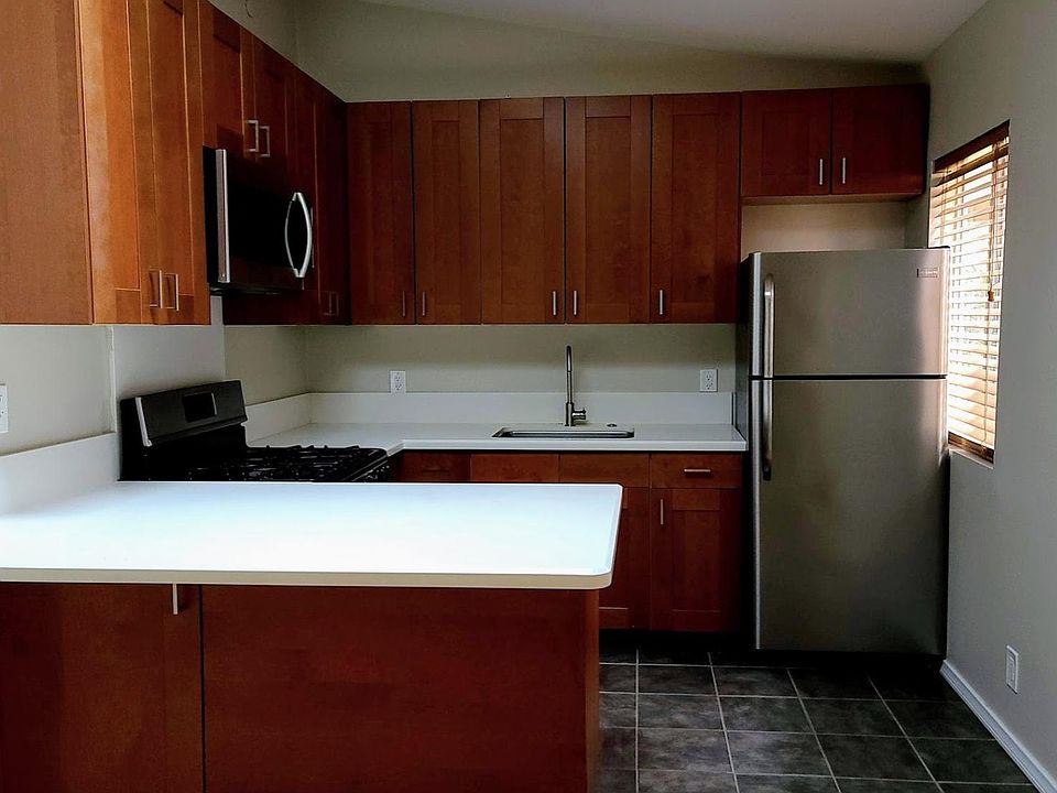 1st image of 632 Santa Clara Ave APT C