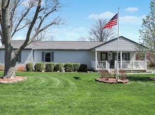 1161 Bomar Ln, Greenwood, IN