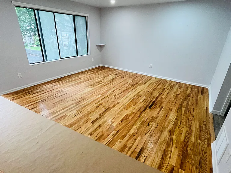 101 Hazel St #B7 — Photo 5