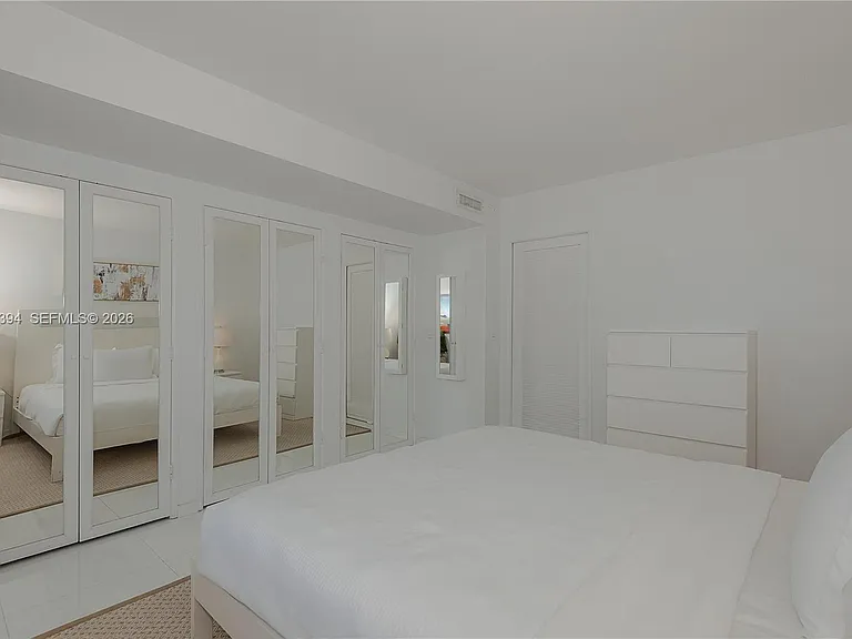 2301 Collins Ave #1538 — Photo 20