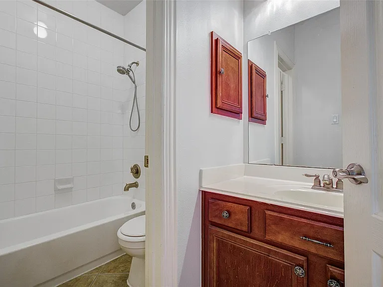 7814 Heron Lakes Dr — Photo 38