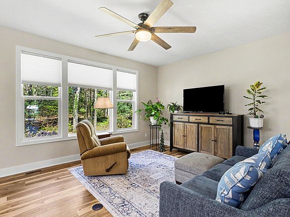 4th image of 17265 Richton Dr