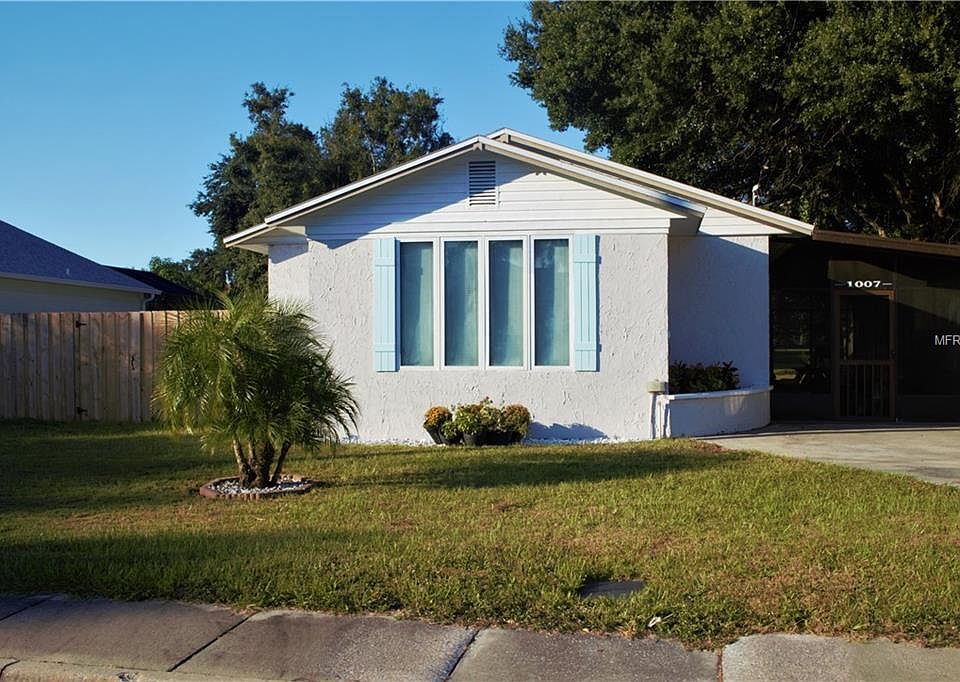 1st image of 1007 Van Lieu St