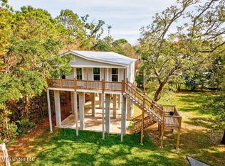 11014 Gannet St, Bay Saint Louis, MS 39520