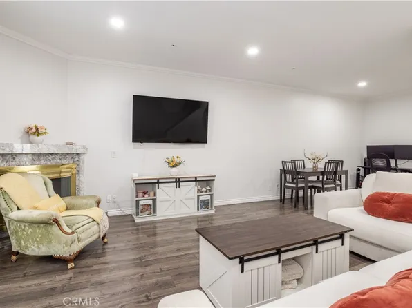 18347 Saticoy St Unit 35, Reseda, CA 91335