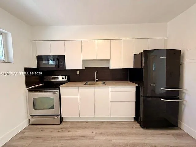 132 SW 20th Ave #132 — Photo 2