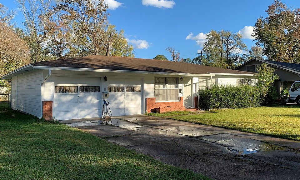 265 Berkshire Ln Beaumont TX 77707 Zillow