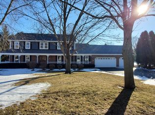 441 Fairway View Dr, Algonquin, IL