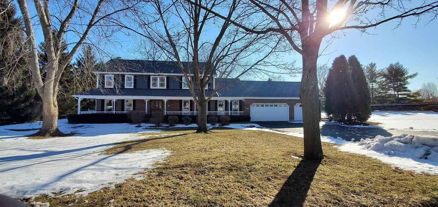 441 Fairway View Dr photo 1