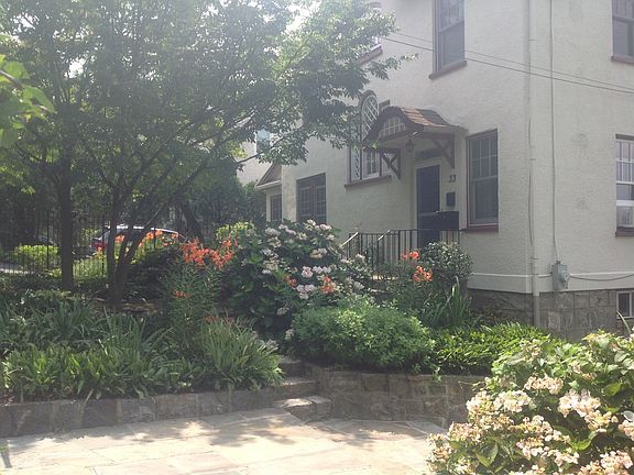 2nd image of 33 Jefferson Ave
