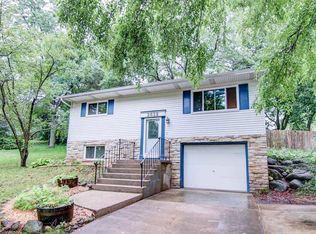 2622 Mission Cir, Madison, WI 53713