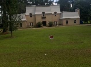 818 Beasley Rd, Jackson, MS 39206