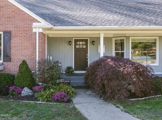 3024 Bonita Dr SE, Grand Rapids, MI 49508