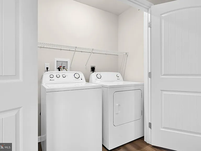 1000 Colby Ln #1204 — Photo 39