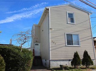 707 S Bayview Ave, Freeport, NY