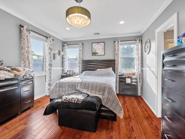 453 North Railroad Avenue image 9 of 27