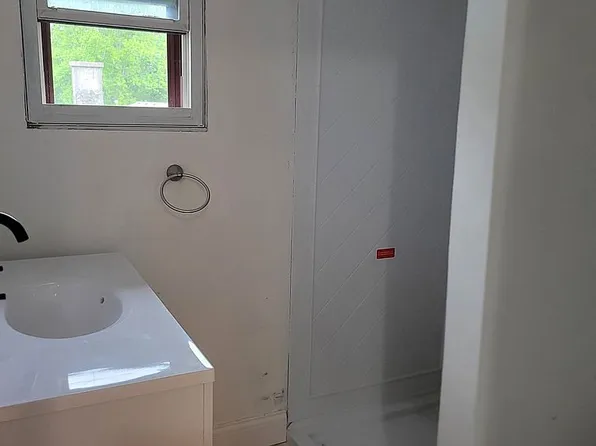 610 Tremont Ave, Lima, OH 45801