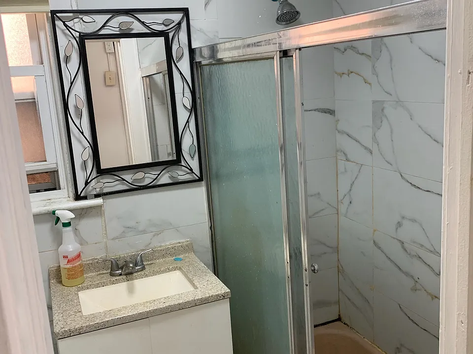5 Garrison Ave #2