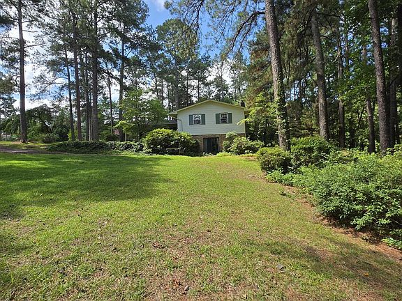 3rd image of 103 Edinburgh Drive