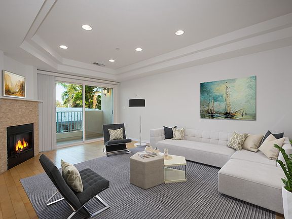5th image of 11945 Magnolia Blvd APT 215
