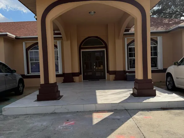 435 E A Road E, Labelle, FL 33935