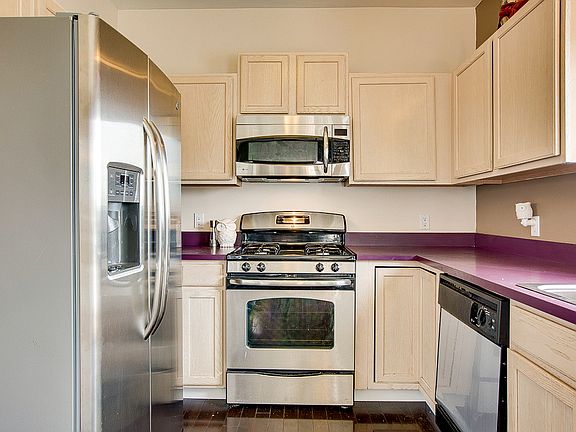 5th image of 227 Aberdeen Ct #69