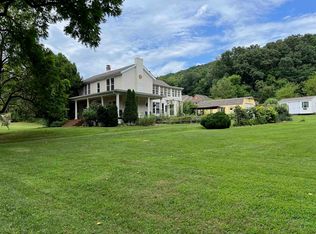 174 Round Hill School Rd, Fort Defiance, VA 24437
