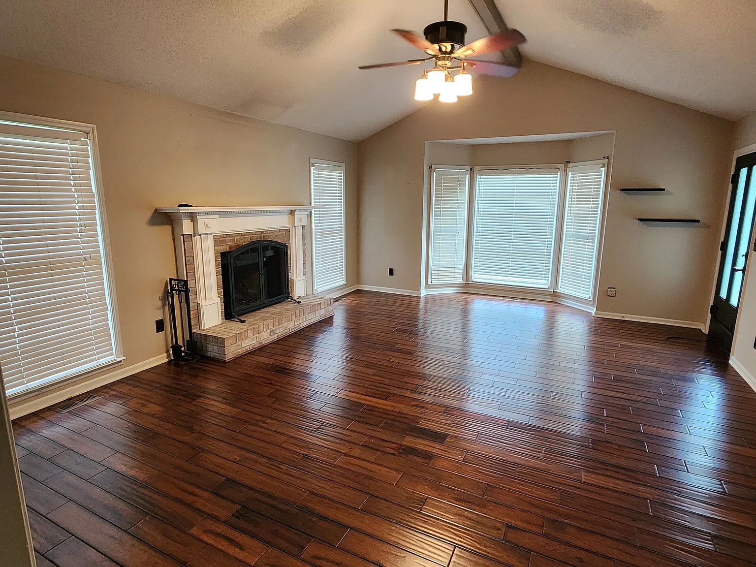 4607 Barkley Dr NW — Photo 2