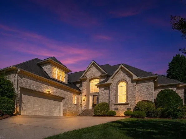 2325 Faircloth Way, High Point, NC 27265