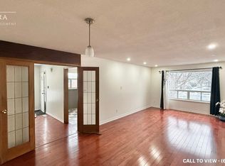 16 Judith Cres #1, Brampton, ON L6S 3J4