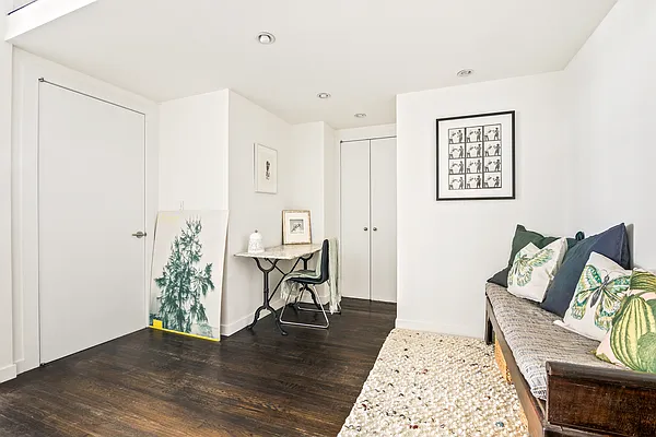 Sold by Compass | media 14