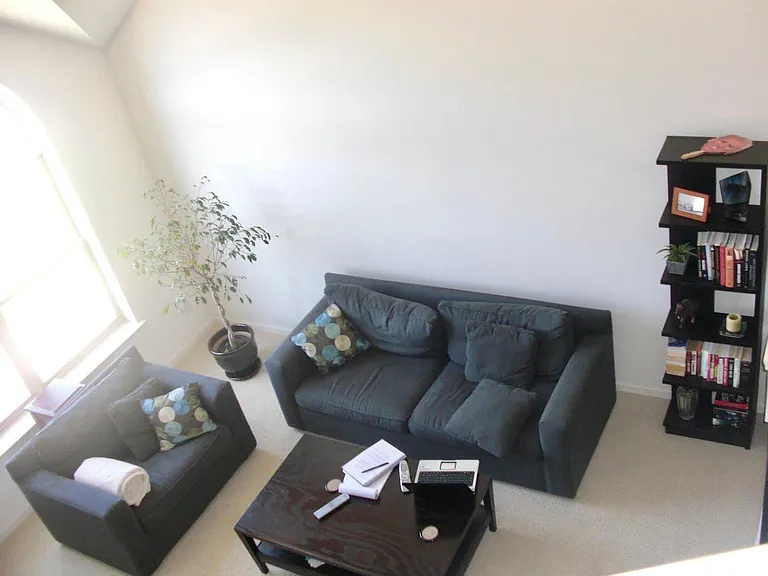 3218 Camden Dr — Photo 15